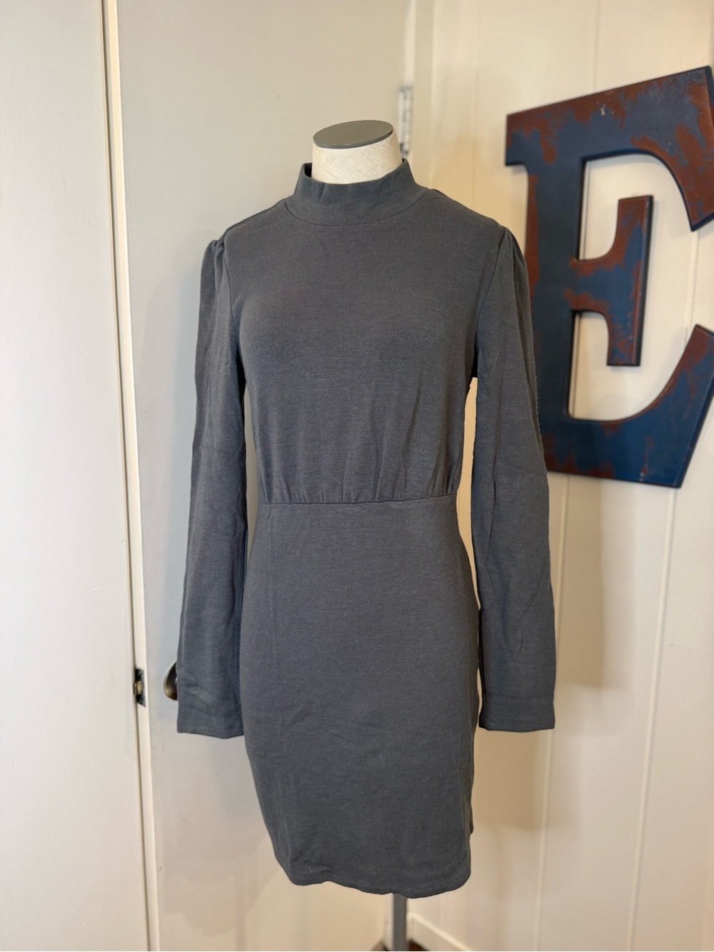 Hem and Thread Mock Neck Long Sleeve Gray knit Dress Sz M NWT